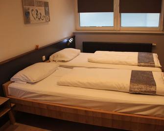Hotel Bei Yasemin - Dorsten - Спальня