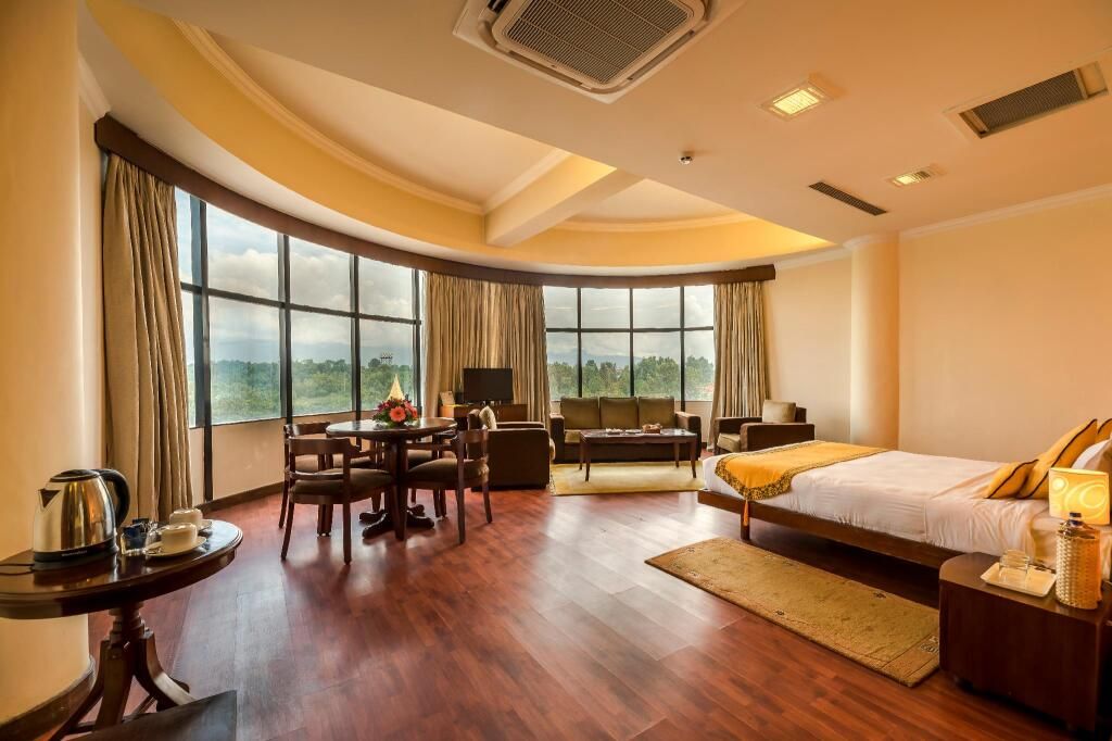 Airport Hotel - קטמאנדו