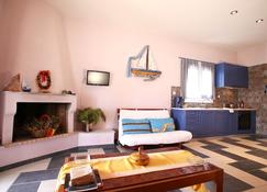 Guest house with view, like family,-friendly pet,quality Greek Breakfast,clean. - Galaxidi - Living room