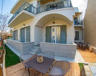 Kassiopi Luxury Suites - Kassiopi - Balkón