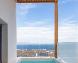 North Wind Luxury Suites - Oia