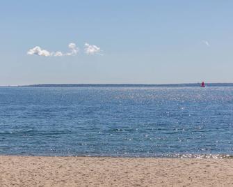 Falmouth Heights Motor Lodge - Falmouth - Playa