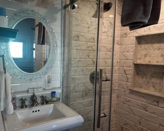 Beauclaires Bed & Breakfast Inn - Cape May