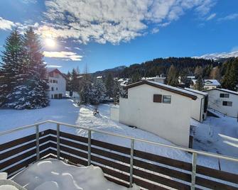 Apartment Casa Fadail Seura 21 by Interhome - Lenzerheide - Balkon