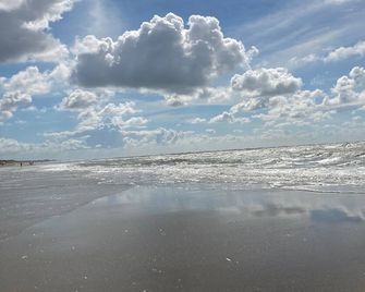 Modern Holiday Home, Located At The Foot Of The Schoorl Dunes - Schoorl - Playa