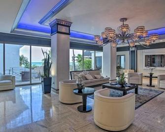 Beach Front Condo, Sea View, Beach Access, Balcony - Fort Lauderdale - Resepsjon