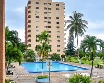 Beach Side Condos at Turtle Beach Towers - Ocho Rios - Pool