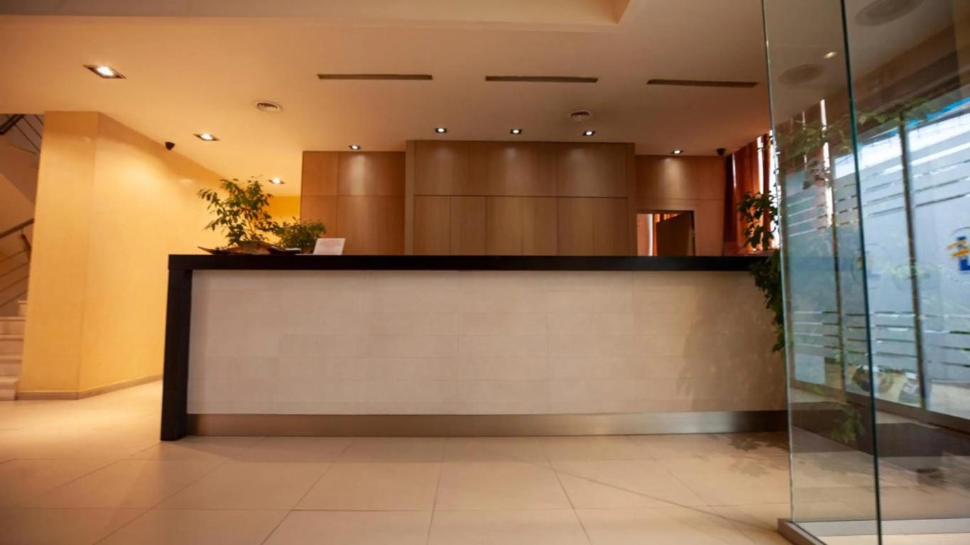 Lacoba Hotel