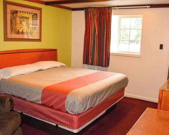 Relax Inn Bloomsburg - Bloomsburg