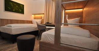 Hotel Perlach Allee - Munich - Bedroom