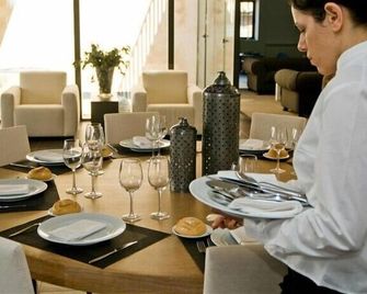 Hospedium Hotel Convento de Santa Ana - Atienza - Restaurant