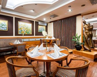 Hotel Kálvária - Győr - Restaurant