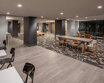 Hotel Trilogy Albany Airport, Tapestry Collection by Hilton - Latham - Vestíbul