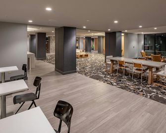 Hotel Trilogy Albany Airport, Tapestry Collection by Hilton - Latham - Recepción