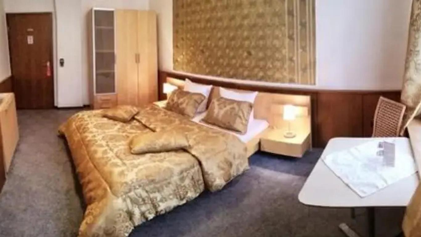Hotel Garni Ratstube
