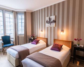 Grand Hôtel de L'Espérance - Lisieux - Bedroom