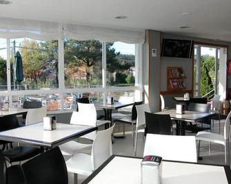 Hotel Ronsel - סנשנשו - מסעדה