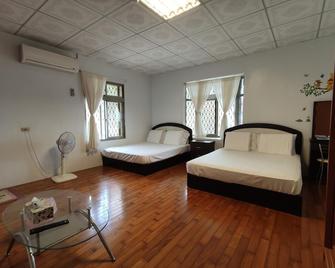 Xiao Guilin Homestay - Changbin Township - Bedroom