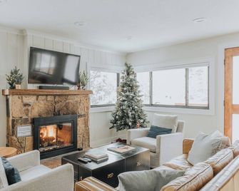 Luxury Mountain Cabin With Views, Hot Tu - Cascade-Chipita Park
