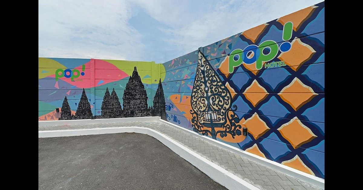 Timoho Pop! Hotel Timoho Yogyakarta in Yogyakarta, Indonesia from $17: Deals ...
