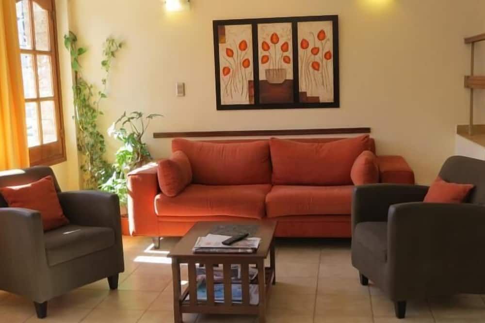 Hotel Arenales - וילה קרלוס פז - סלון