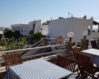 Pals Studios Pefkos - Pefki - Balcony