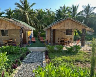 Casa Las Palmas Playa La Saladita - איקסטפה זיהואטנחו - פטיו