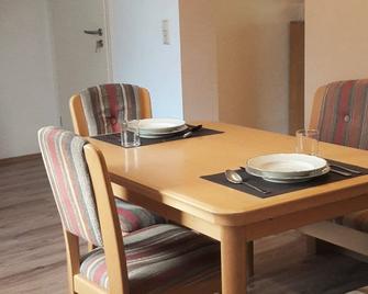 On the beautiful Middle Rhine near the Loreley, the castles and the wine - Sankt Goar - Essbereich