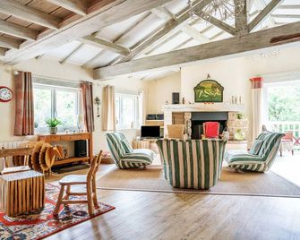 Le Moulin de Pilet - Mortagne-sur-Sèvre - Salon