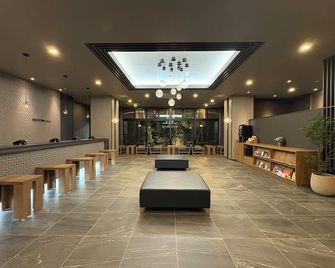 Hotel Route Inn Grand Misawa-East Court - Misawa - Lobby