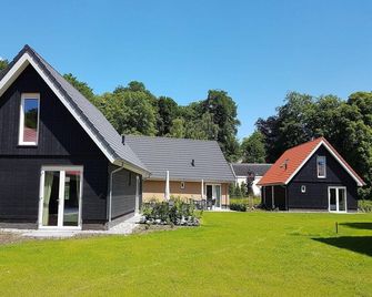 Cozy Villa in the Middle of the Achterhoek - Almen - Budova