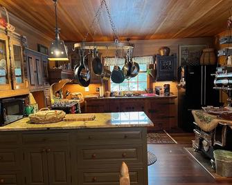 The Healing Wood Sanctuary at Indian Carry ~Upper Saranac Lake - Tupper Lake - Restaurant