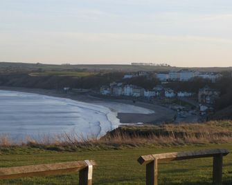 Dotty's Sunshine Cottage - Filey