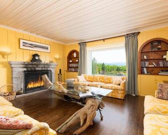 356 · Les Immeubles Charlevoix - 356 - La Malbaie - Living room