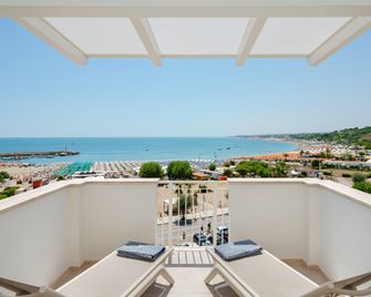 View Place & Spa - Numana - Balcony