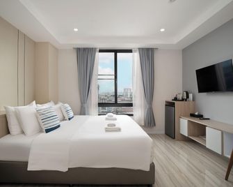 ذا ريسكي هوتل آت بانغفلات ستيشن - بانكوك