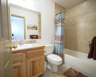The Perfect House For Your Western Colorado Trip - Delta - Bathroom