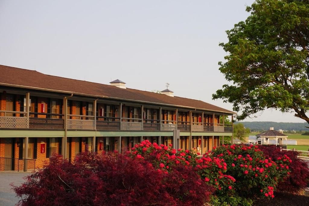 Harvest Drive Family Inn - Renovated Rooms