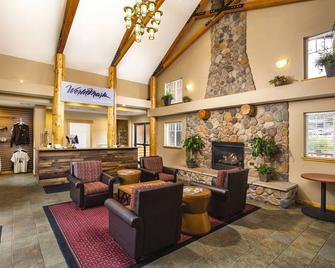 Absolutely gorgeous resort & condos ! - Estes Park - Lobby