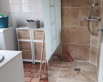 Maison accueillante à Salbris avec jardin clos et terrasse. - Сальбрі