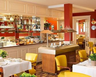 أوتل ريستوران لا ماتيلوت - بولوني-سور-مير - مطعم