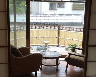 Guest House Enishi - Toyama - Balkon
