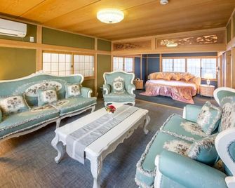 هانيانجين - كوساتسو (غونما) - غرفة معيشة