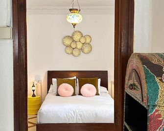 Villa with luxurious swimming pool 10' from Valencia - Campolivar - Chambre