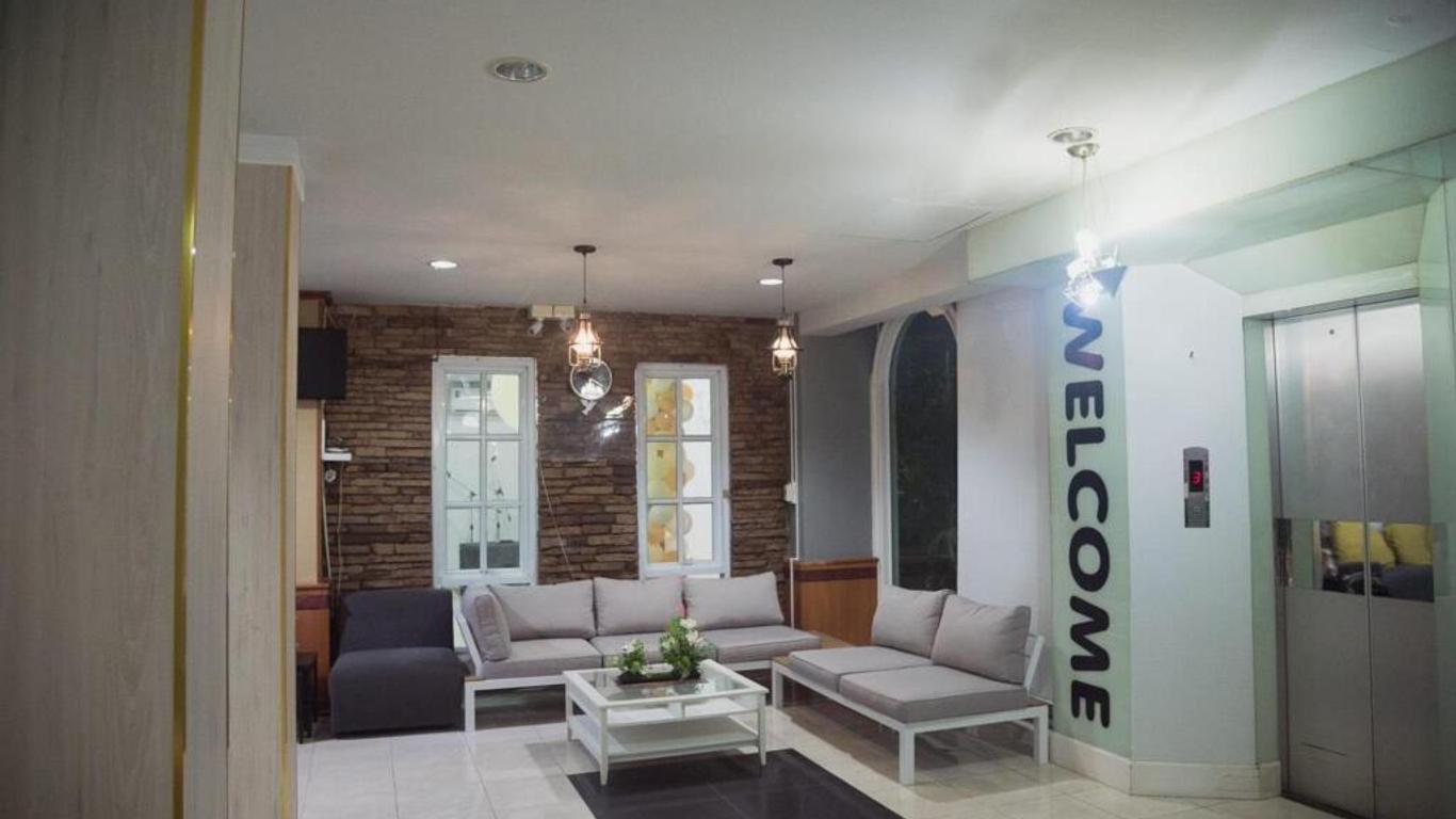 أتيكارن برينسيز هوتل