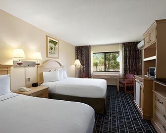 Space Coast Hotel Titusville-Kennedy Space Center - Titusville - Makuuhuone
