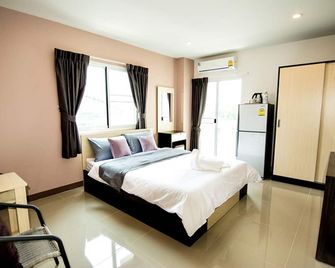 At Ease Hotel Suvarnabhumi - Bang Phli