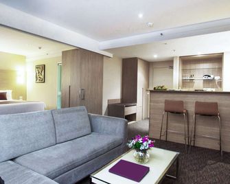 Sage Hotel Adelaide - Adelaide - Living room