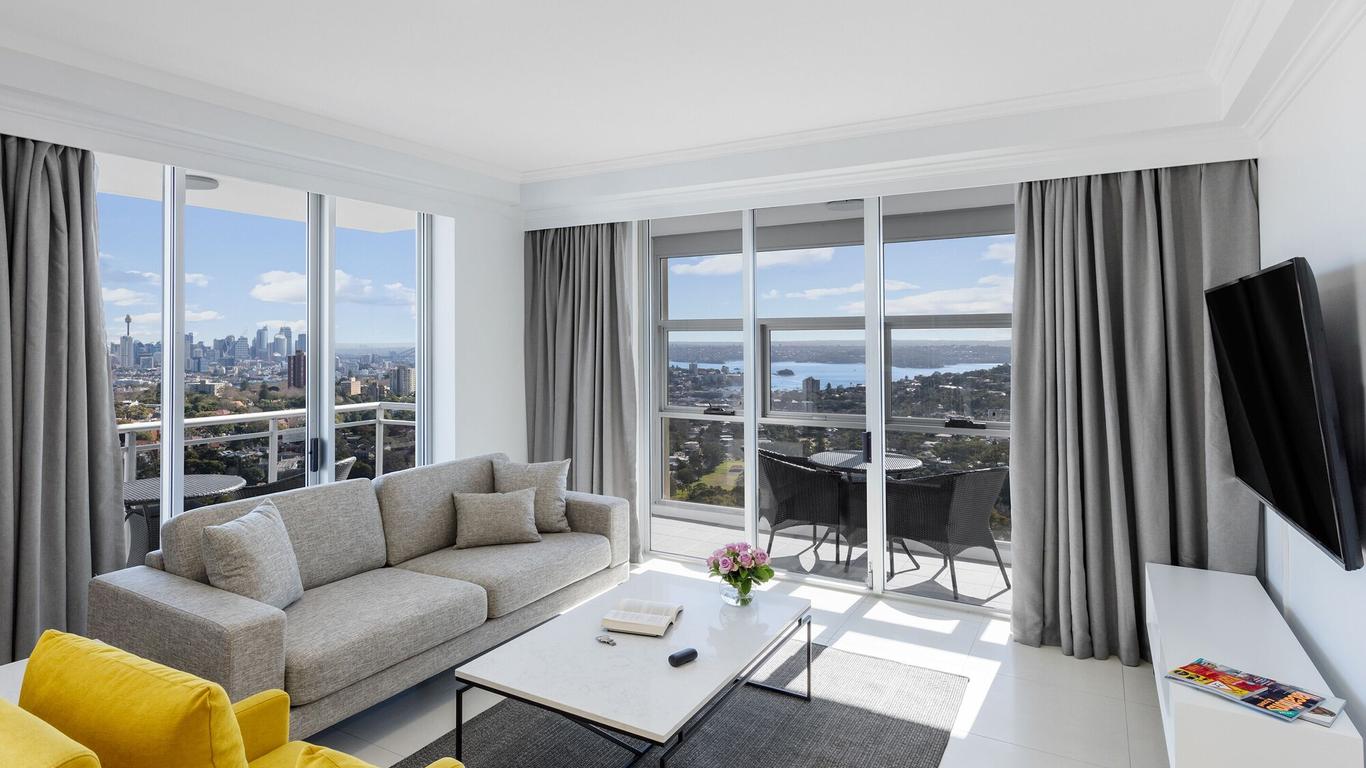 Meriton Suites Bondi Junction