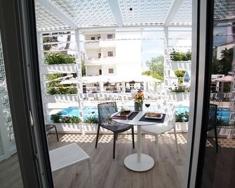 Ascot Hotel Bueyuekada - Istanbul - Balcony